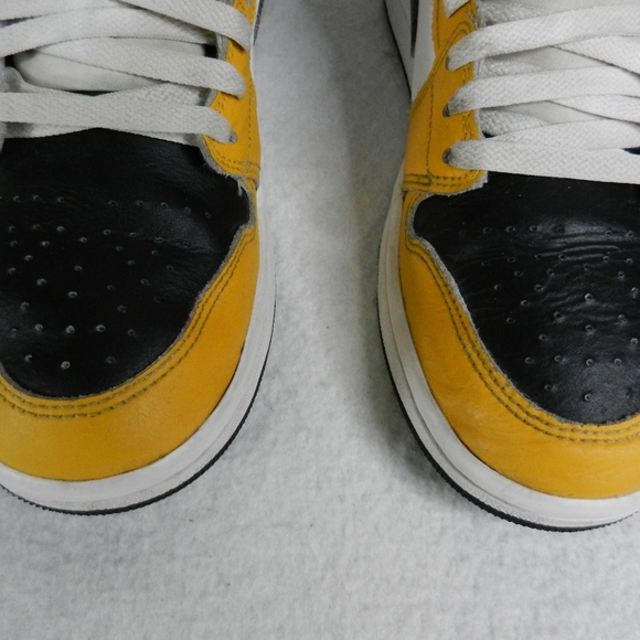 Nike Air Jordan 1 Mid Yellow Ochre Size 10  Basketball Sneakers DQ8426-710 Men's - Picture 4 of 10